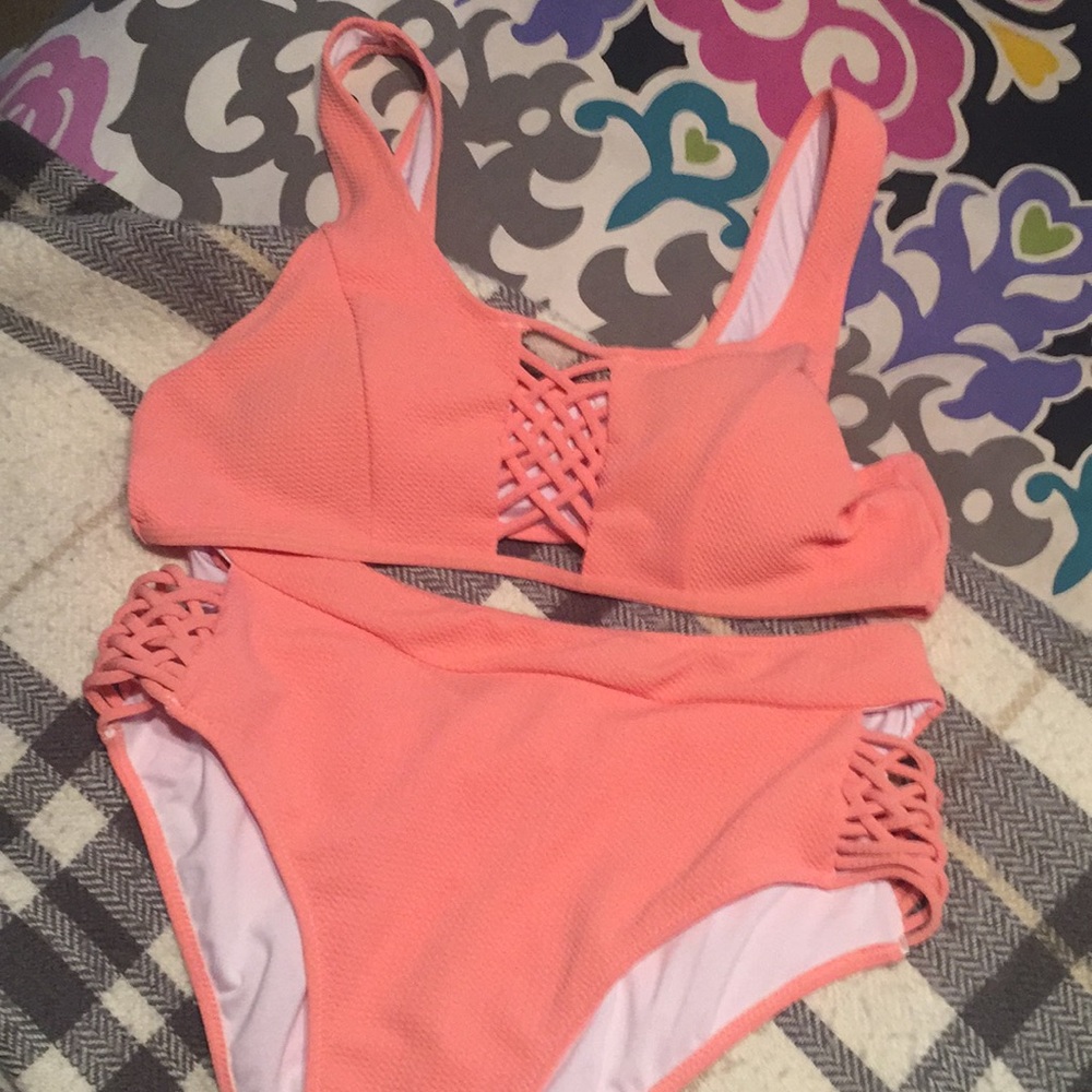 Swim suit